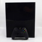 Xbox One 500GB Sort M Controller (MODEL 1540)