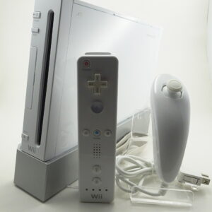 Nintendo Wii Med Wii Remote & Nunchuk Controller - Hvid